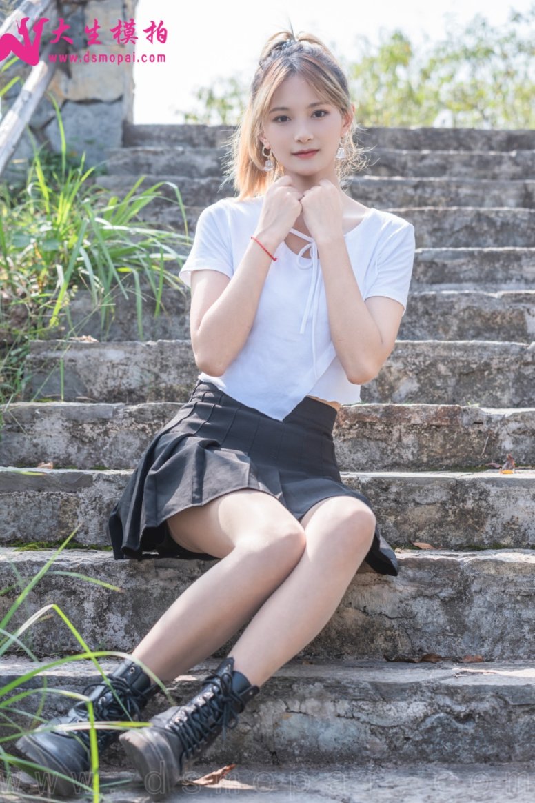 大生模拍 NO.245 可可 初恋脸 [52P/340MB]