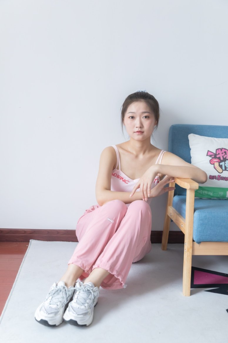 勿恋传媒 NO.843 小小-风起音来[139P/1V/4.94GB]