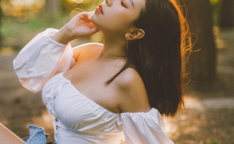 穆零Mu0 – 森林 私房 特写 [12P/MB]