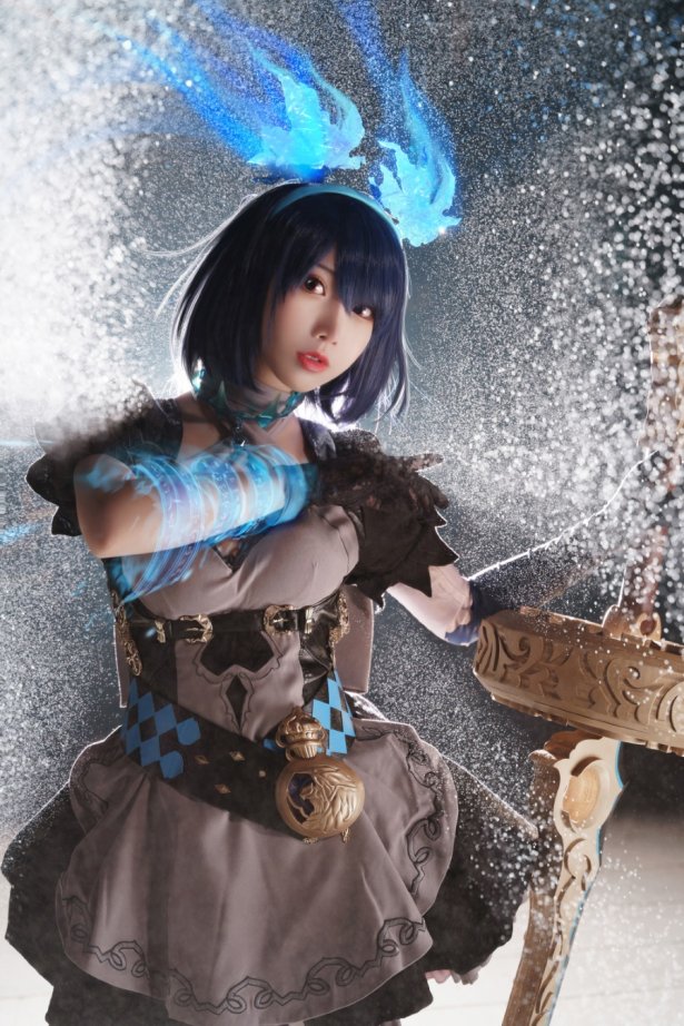 面饼仙儿 – 爱丽丝 [18P/153MB]