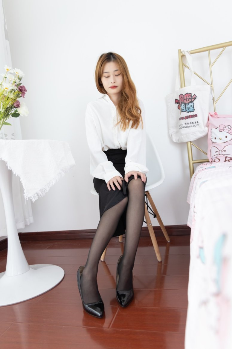 勿恋传媒 NO.900 雪儿-静谧如泉[162P/1V/4.49GB]