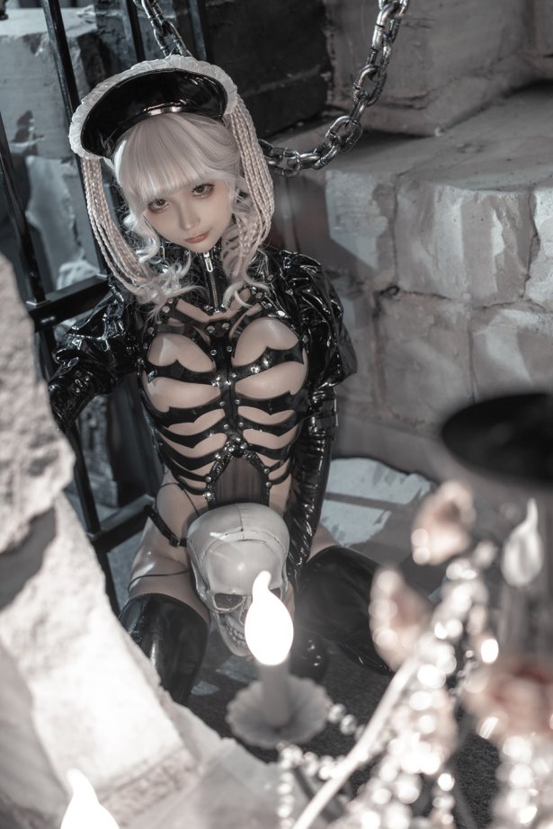 动漫博主 蠢沫沫 – 生日福利 [25P/315MB]