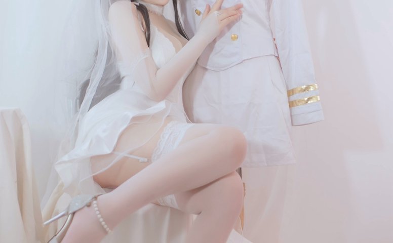 阿半今天很开心 – 爱宕婚纱 [36P/143MB]