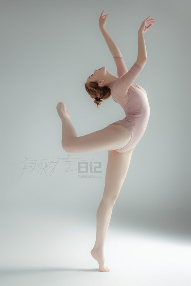 [GALLI嘉丽]舞蹈生日记 074 – 张雯雯 [37P/281MB]