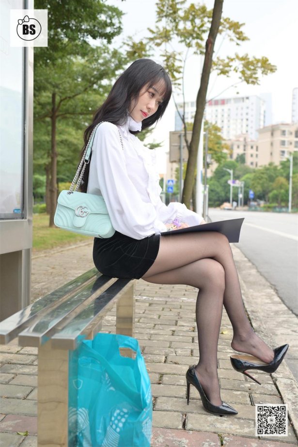 [我丝你想]MX006 美西 公交车站奇遇记1 [67P/84MB]