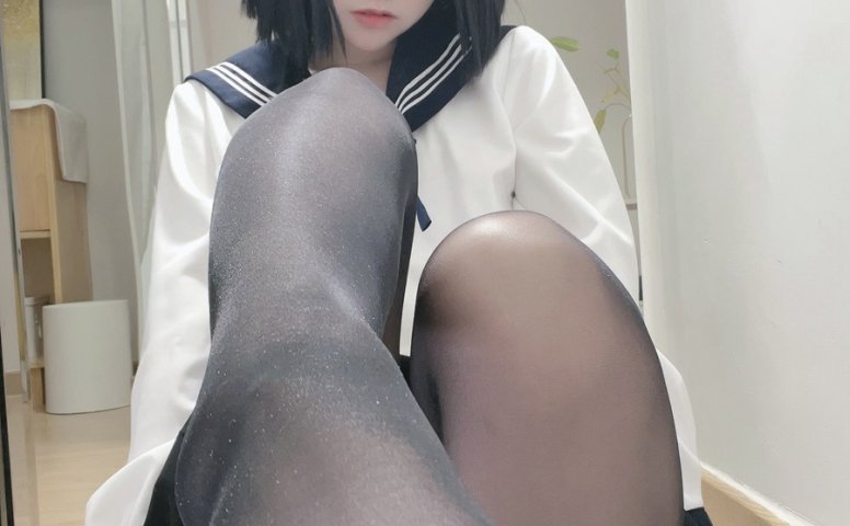 疯猫ss – 至服少女 [80P/5V/578MB]