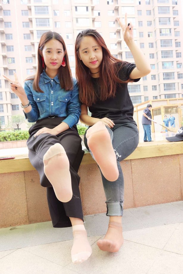 XUE妹校园寝室短丝系列019期 李润泽 [182P/495MB]