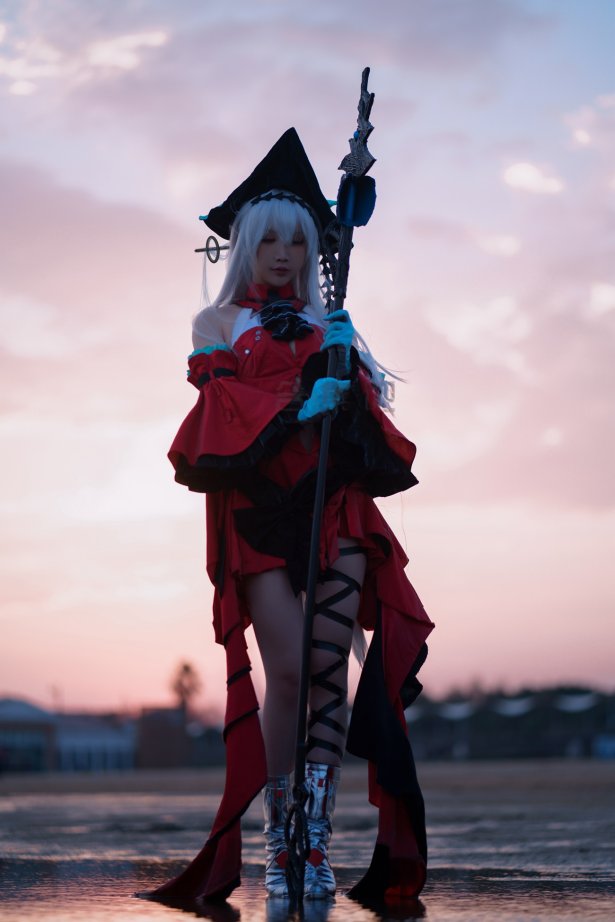 可爱人气Coser面饼仙儿 – 浊心斯卡蒂 [15P/166MB]