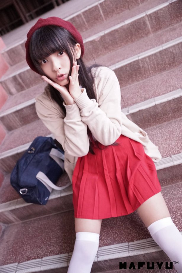 神楽板真冬 – JK白过膝系列套图[112P/1.24GB]