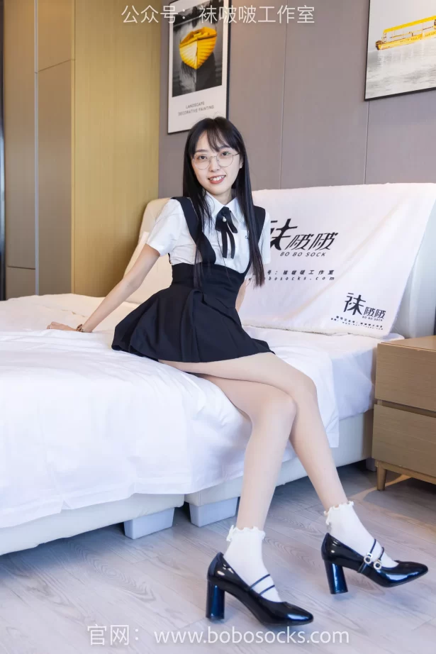 [BoBoSocks袜啵啵]NO.121 稚予-高跟鞋、白棉袜、肉丝[140P/1V/5.80GB]