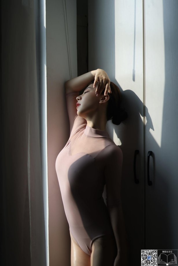 舞蹈生日记 2021.08.29 解解子琪[44P/247MB]