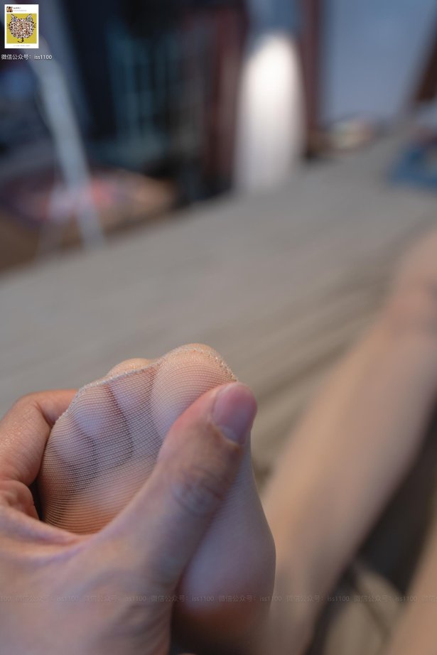 ISS系列 002 鑫航 撕袜 [67P/1V/714MB]