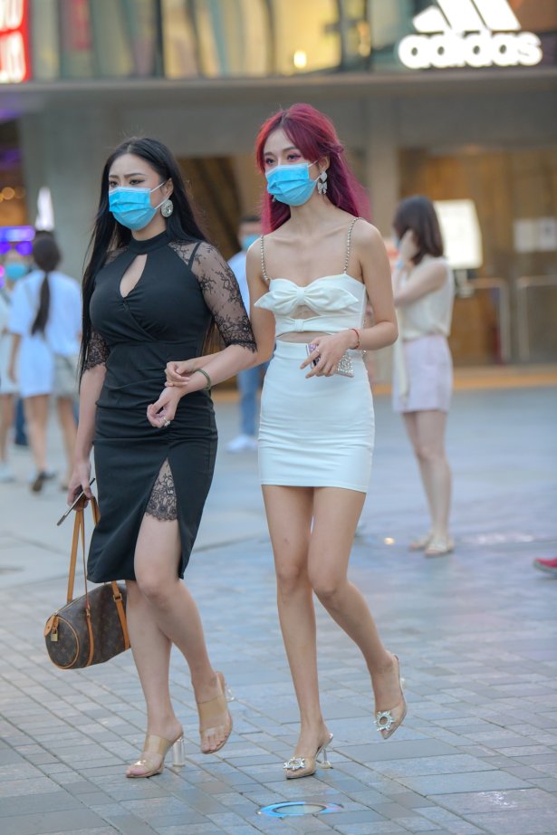 精选街拍作品 NO.1634 魂魂街拍作品 – 你钟意哪一位[82P/129MB]