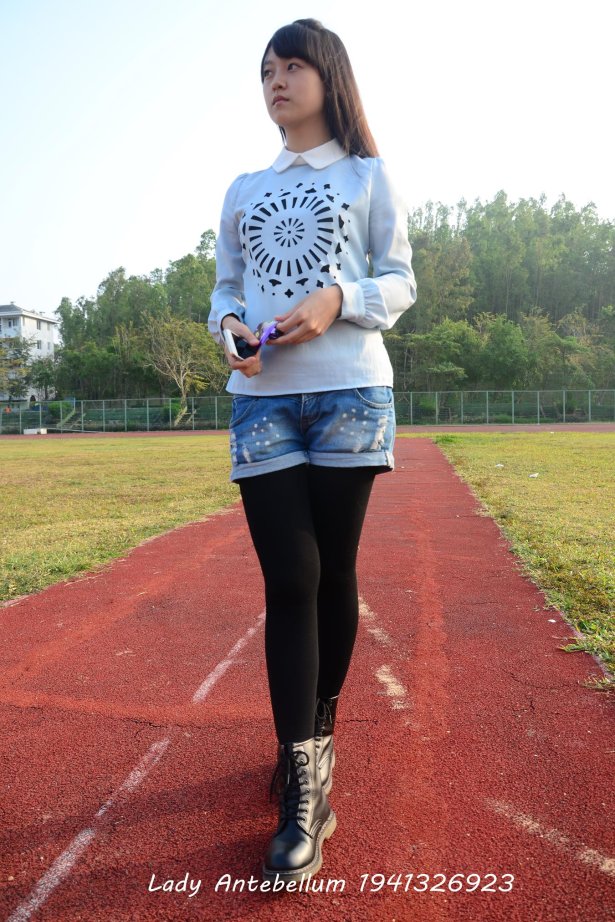 [战前女神] 美腿镁足精品摄影套图 015 [131P/265MB]