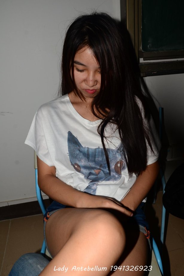 [战前女神] 美腿镁足精品摄影套图 025 [27P/35MB]