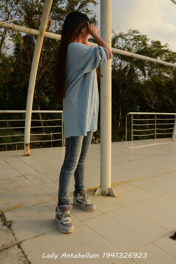 [战前女神] 美腿镁足精品摄影套图 008 [207P/330MB]