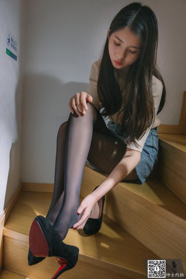 SHENSHI绅士 – SS136 黛欣[52P/131MB]