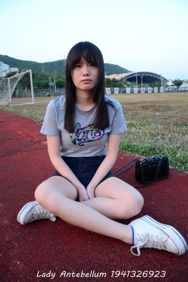 [战前女神] 美腿镁足精品摄影套图 087 [86P/221MB]