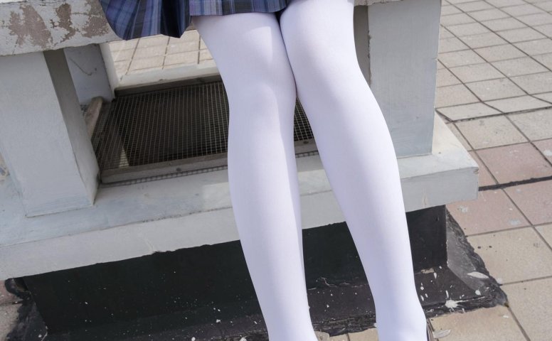 森萝财团写真 – 月下-02 [102P/1V/1.18GB]