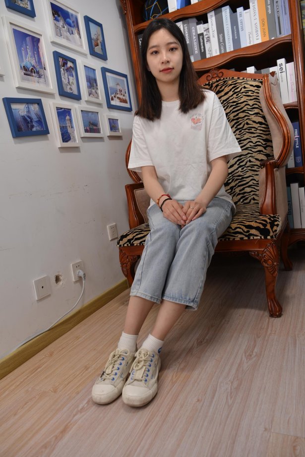 [Sexy Asian Girls Feet] No.017 镁钕YIYI姓感的40码大脚丫 [122P/1.54GB]