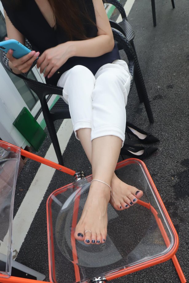 [Pary学生模拍] No.034 新模女神小婷的37码美jiao绝版 [150P/836MB]