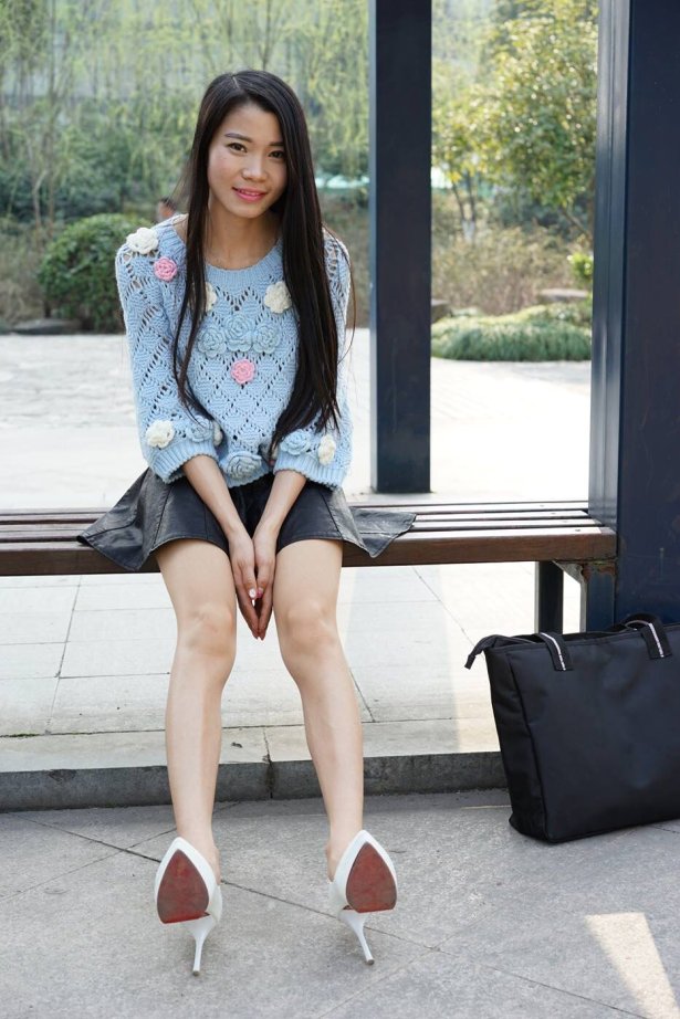 Ecologygreen摄影作品 NO.047 可人的女子大秀白N足底 第二套[48P/558MB]