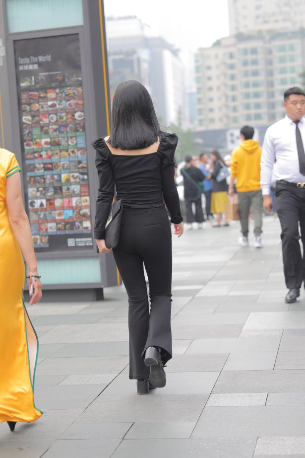 精选街拍作品 2053 凯恩街拍作品 – 玉姐[64P/48MB]