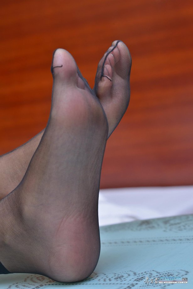 Ecologygreen摄影作品 NO.092 细长脚板下的黑丝又惑 [29P/63MB]