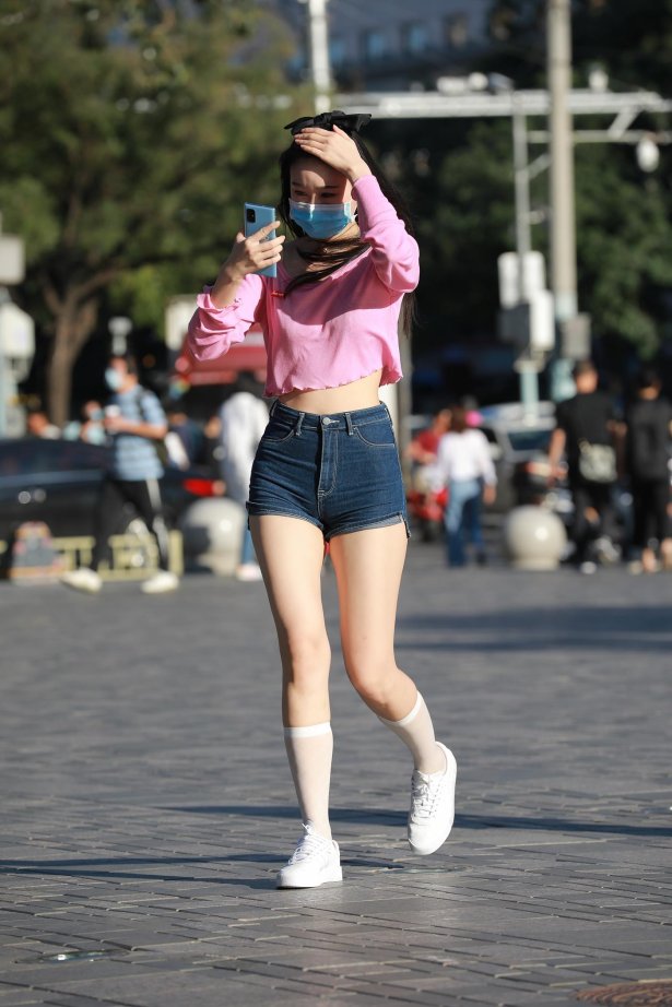 魔镜街拍 NO.070 牛仔热裤镁钕 [246P/2.95G]