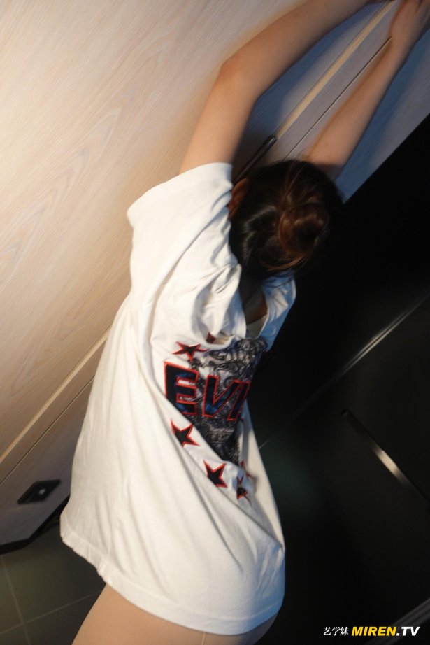 [ROSI艺XUE妹]2020.08.12 NO.169[80+1P/98MB]