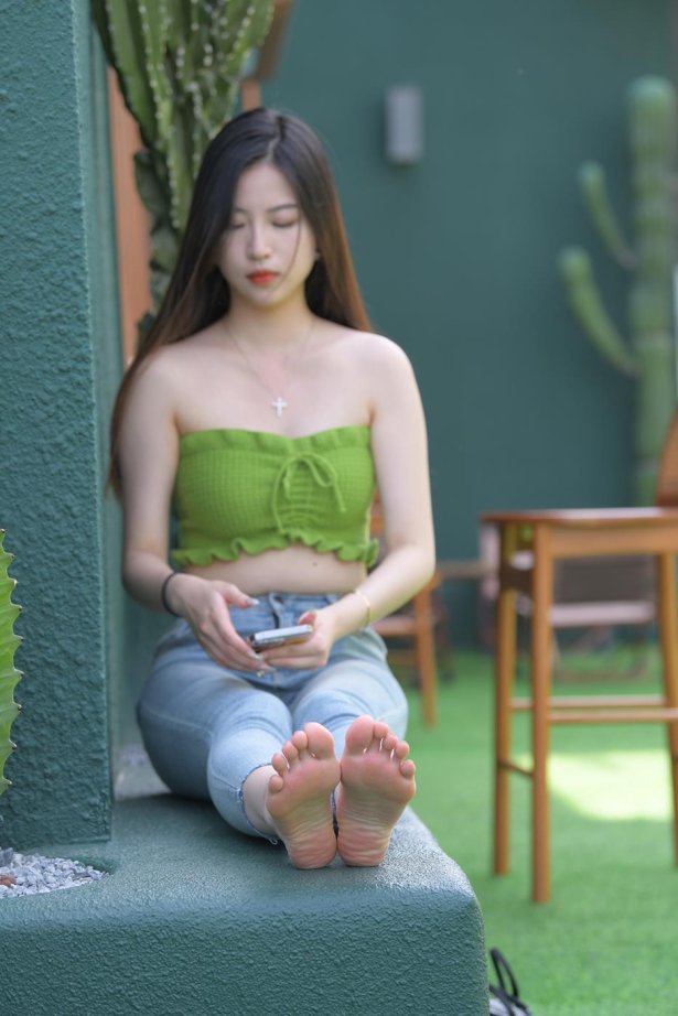 精选街拍作品 NO.2498 一始街拍作品 – 做你的微光[487P/801MB]