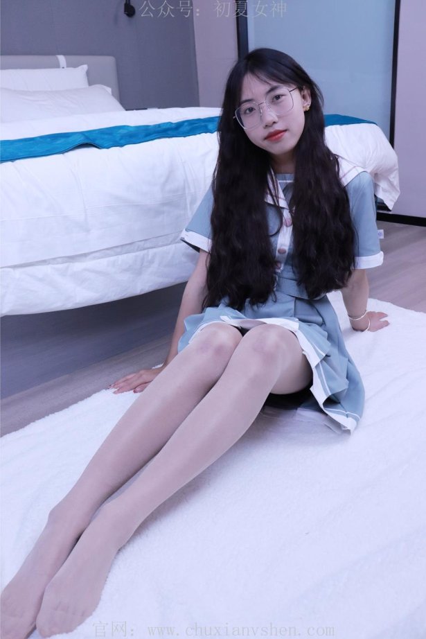 初夏女神 NO.008 雪糕 浅蓝色JK裙搭配小白鞋[135P/1V/4.29GB]