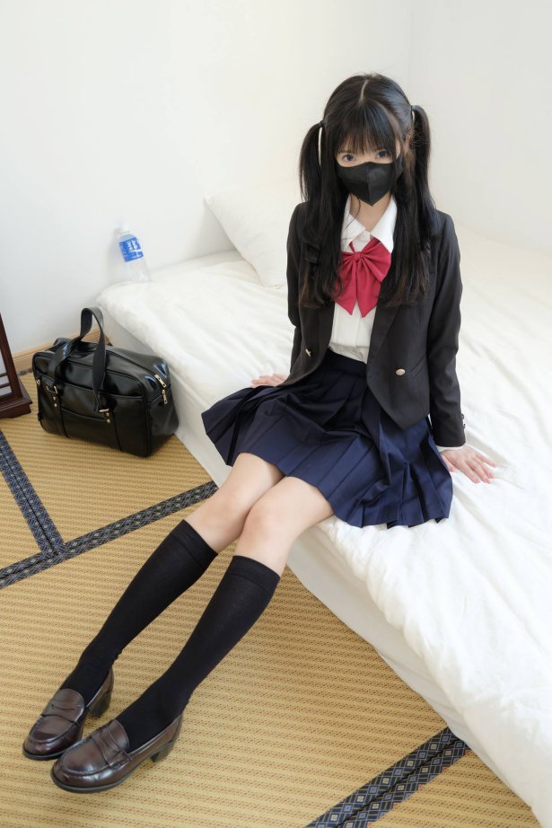 [紧急企划]内部定制 见希w JK[81P/1V/1.26GB]