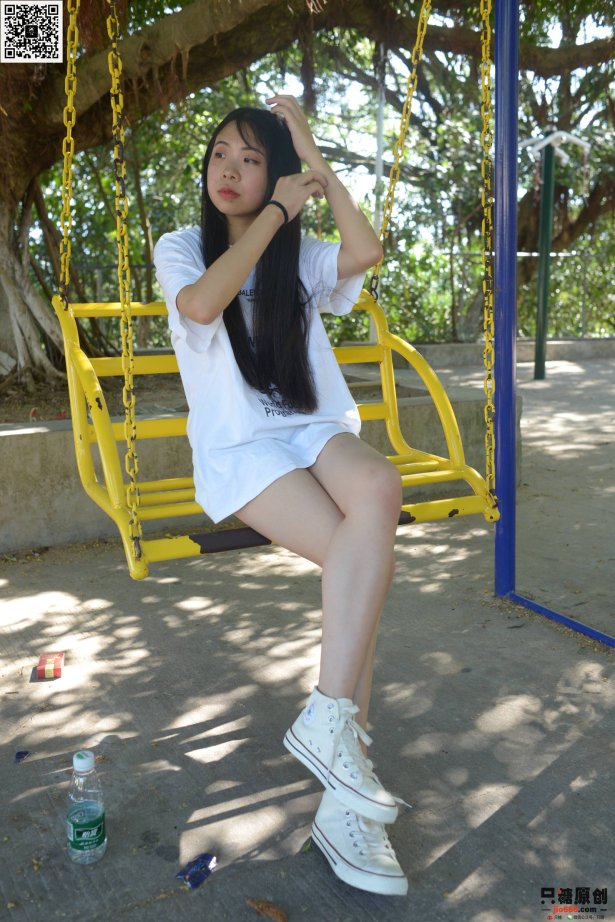 只糖棉袜 NO.450 小语 – 八月你好 [53P/1V/539MB]