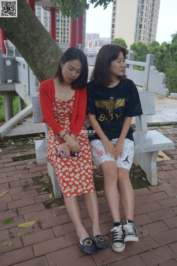 只糖棉袜 NO.496 姗姗&#038;林恬 – 相离莫相忘 [59P/1V/530MB]