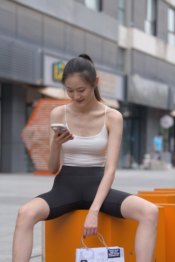 精选街拍作品 NO.2613 一始街拍作品 – 清秀的女孩[651P/1.07GB]