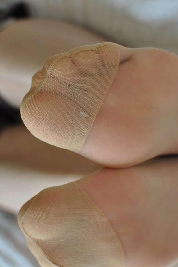 Fannie芬妮每足园 No.403 肉丝特写4[54P/131MB]