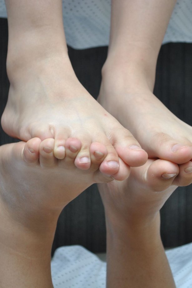 自由摄影 No.187 脚对脚 [56P/34MB]