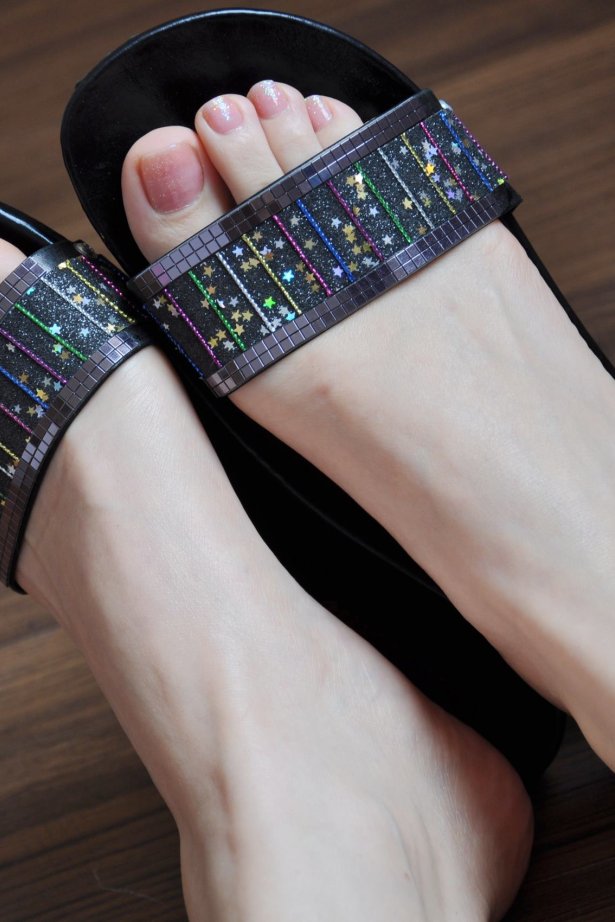 Fannie芬妮每足园 No.505 夏日足下 清爽靓丽 黑色拖鞋2[57P/131MB]