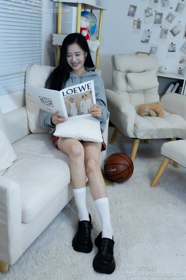 甜予摄影 NO.023 澜澜 皮鞋 白棉袜 裸足 私房 [133P/2V/10.19GB]