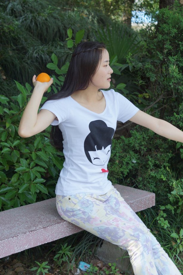 自由摄影 No.322 菲菲教你用丝族玩转橙子 [38P/97MB]