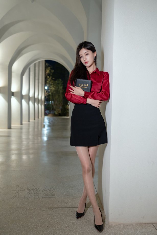 尤密思 No.129 穿搭推广展示图集[24P/263MB]