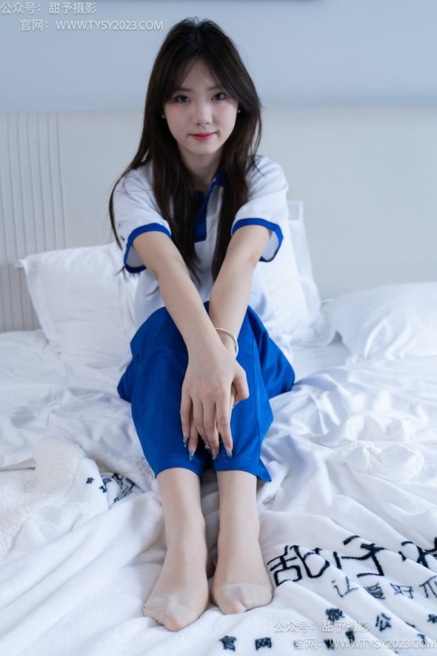 甜予摄影 NO.098期：璇璇-校服、板鞋、白棉袜、肉丝（脚尖加固款）（完整版）[135P/2V/10.37GB]