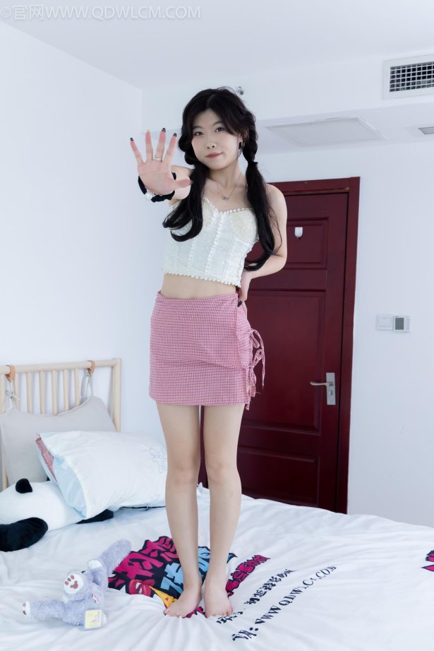 勿恋传媒 NO.2161 樱桃-粉红色彩[161P/1V/3.96GB]