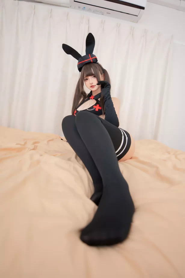 神楽板真冬  黑兔互士[75P/2V/261MB]