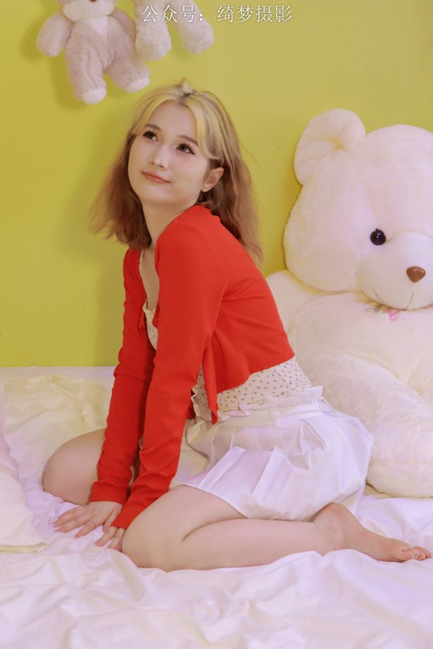 绮梦摄影 2024.08.22 NO.003 安吉拉 珍藏无修无水印版[726P/1V/7.98GB]