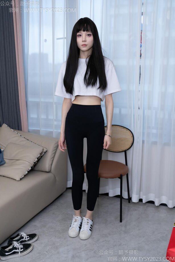 甜予摄影 NO.179 珞珞-高跟鞋、板鞋、人字拖、白棉袜[129P/2V/11.3GB]