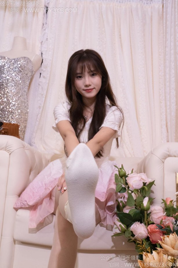 甜予摄影 NO.177 璇璇-板鞋、白棉袜、薄肉[129P/2V/9.97GB]