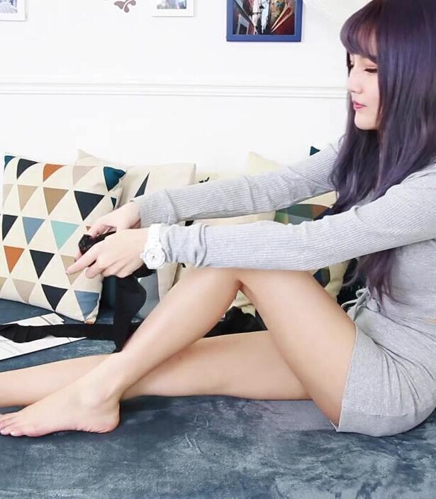 Tights Shop HK 香港網上絲襪商店030 – 超薄长筒黑丝[1V/91MB]