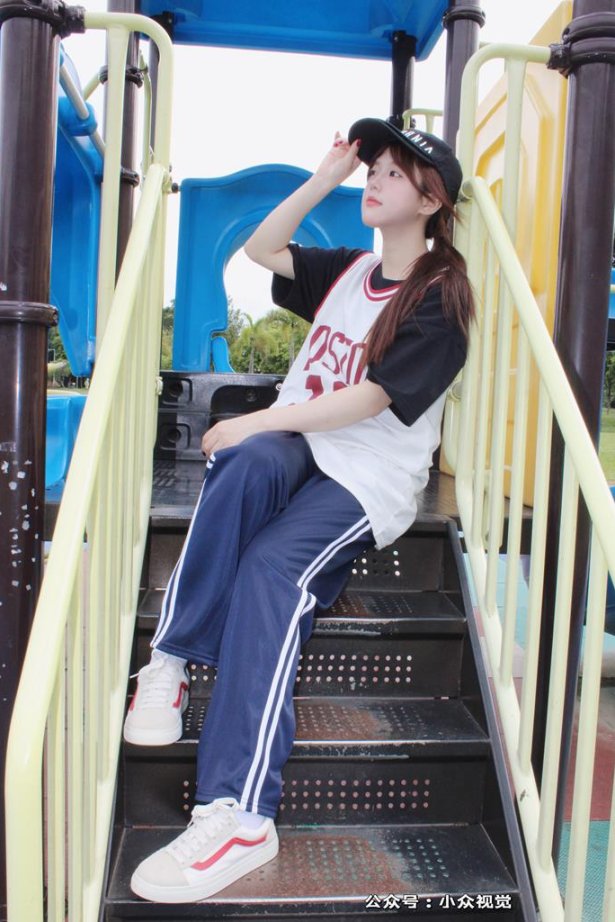 小众视觉 026-小薯条人字拖球服套装［114P/1V/5.35G］